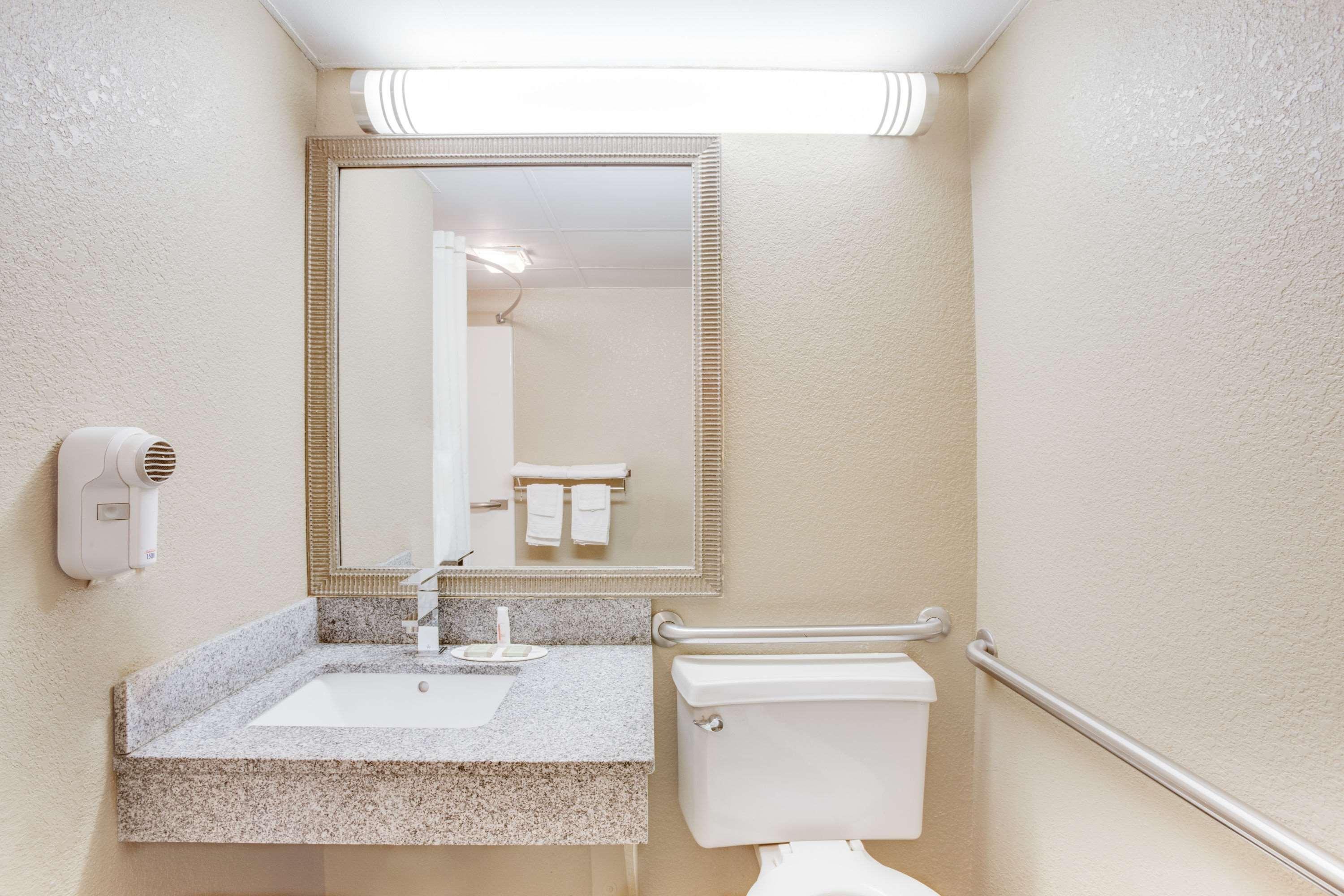 Super 8 By Wyndham Morrilton Motel Екстериор снимка