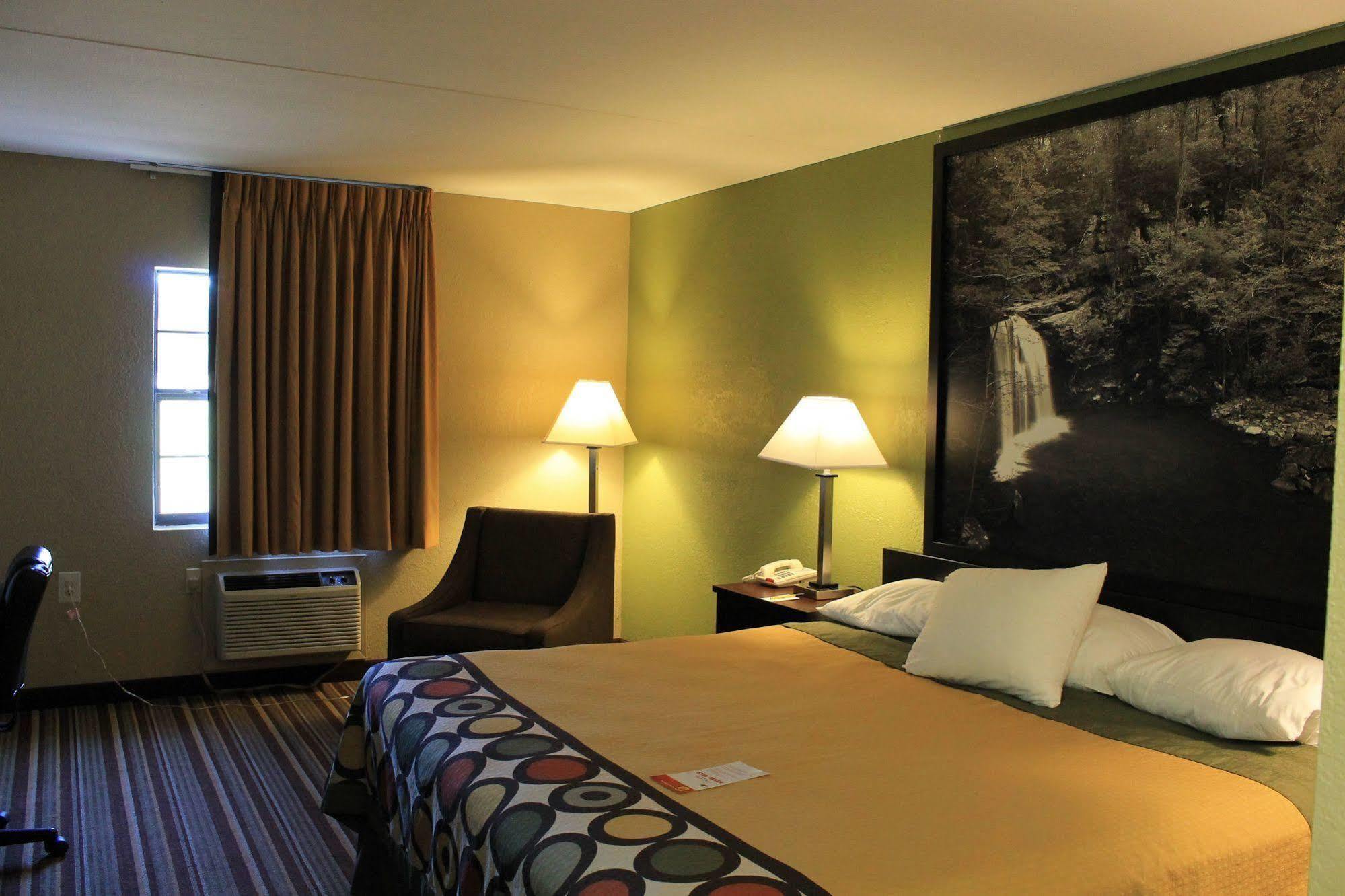Super 8 By Wyndham Morrilton Motel Екстериор снимка