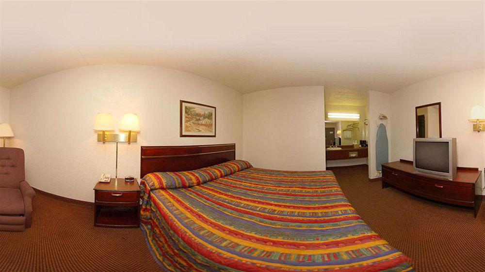 Super 8 By Wyndham Morrilton Motel Екстериор снимка